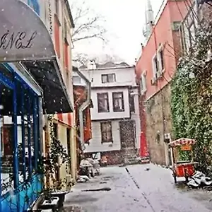 Minel Estambul